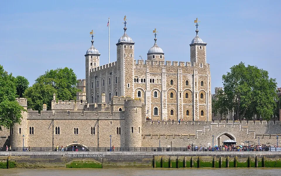 The Tower of London, a historic castle on the north bank of the River Thames